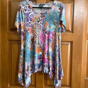 Chelsea & Theodore Teal Multicolor Floral Animal-Print Handkerchief Hem Tunic